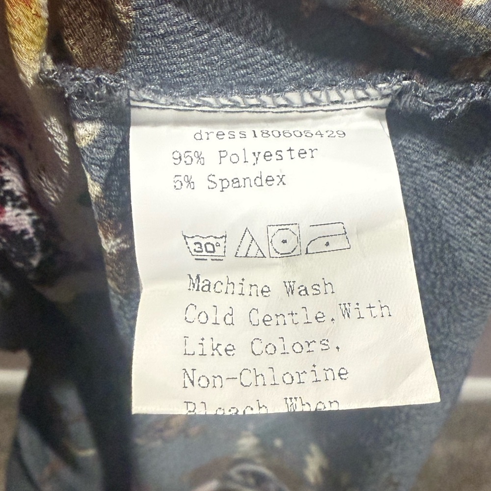 SHEIN Plus 2X Gray Pink Floral‎ Asymmetrical Wrap Dress Cottagecore - Picture 10 of 14